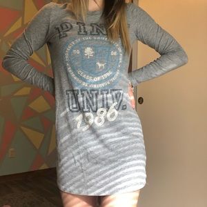 4 piece VS sleep shirt set